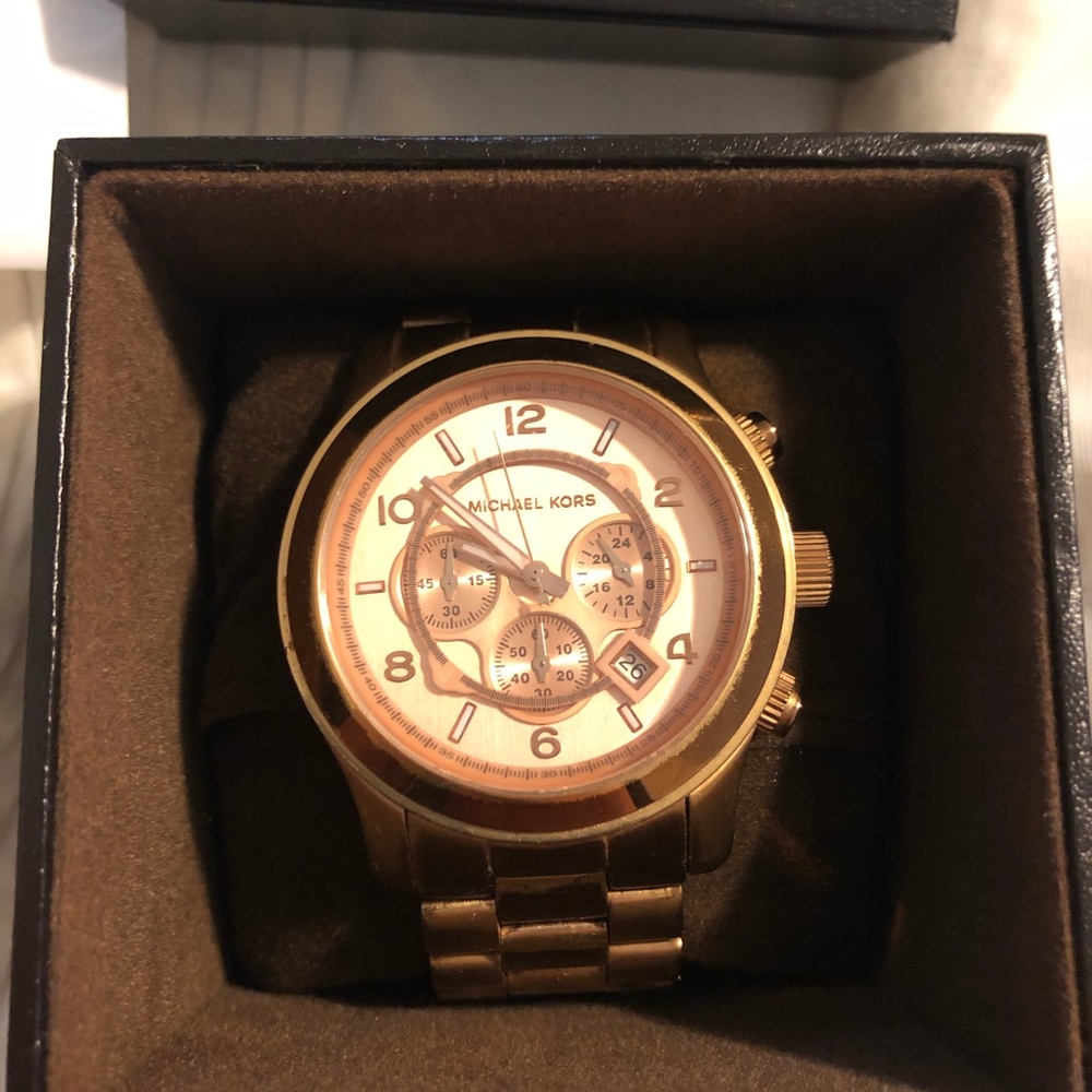 Michael Kors Rose gold Watch! Like new